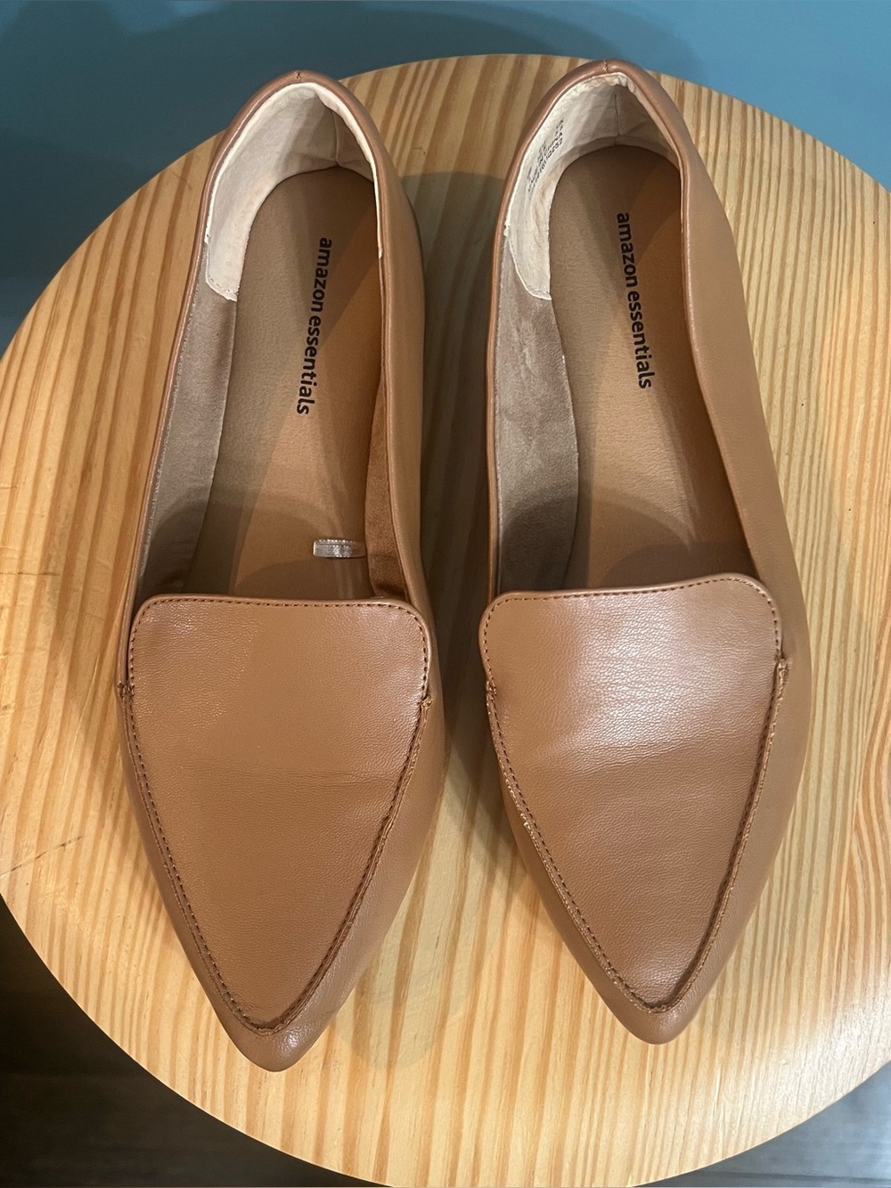 Amazon Essentials Tan Brown Pointed Toe Loafer Flats Size 8
